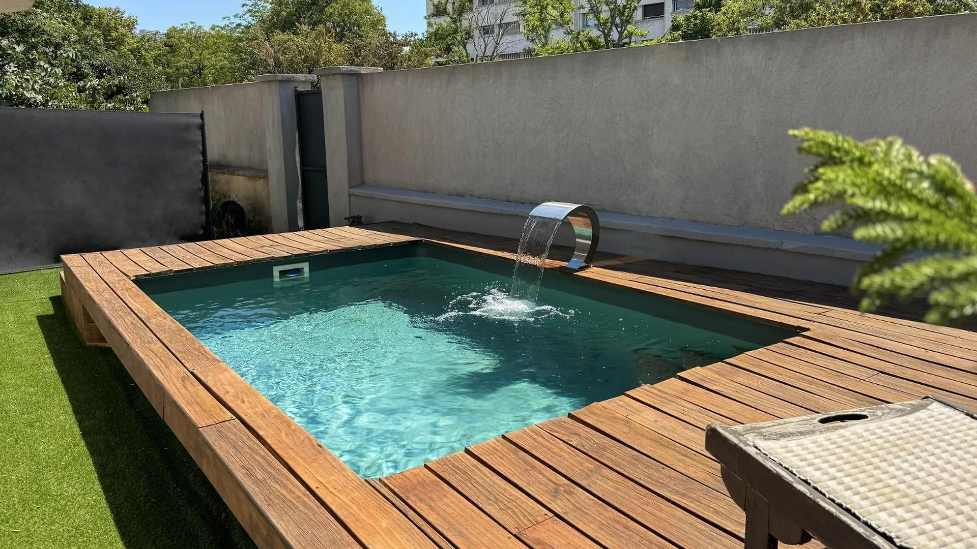 Ste Marguerite Elegant T2 Avec Terrasse Apartment Marseille France